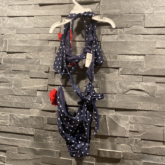 GapKids 2 Piece Bathing Suit - Picture 4 of 7
